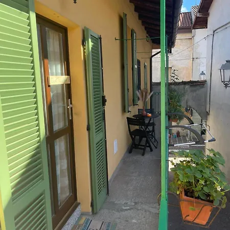 Appartamento - Casa Usignolo Castelletto sopra Ticino Exterior foto